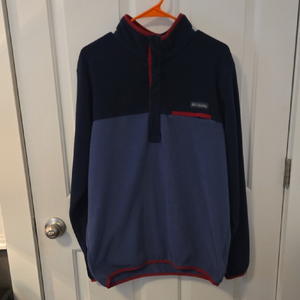 Mens M Columbia Grey and Maroon Fleece Pullover.